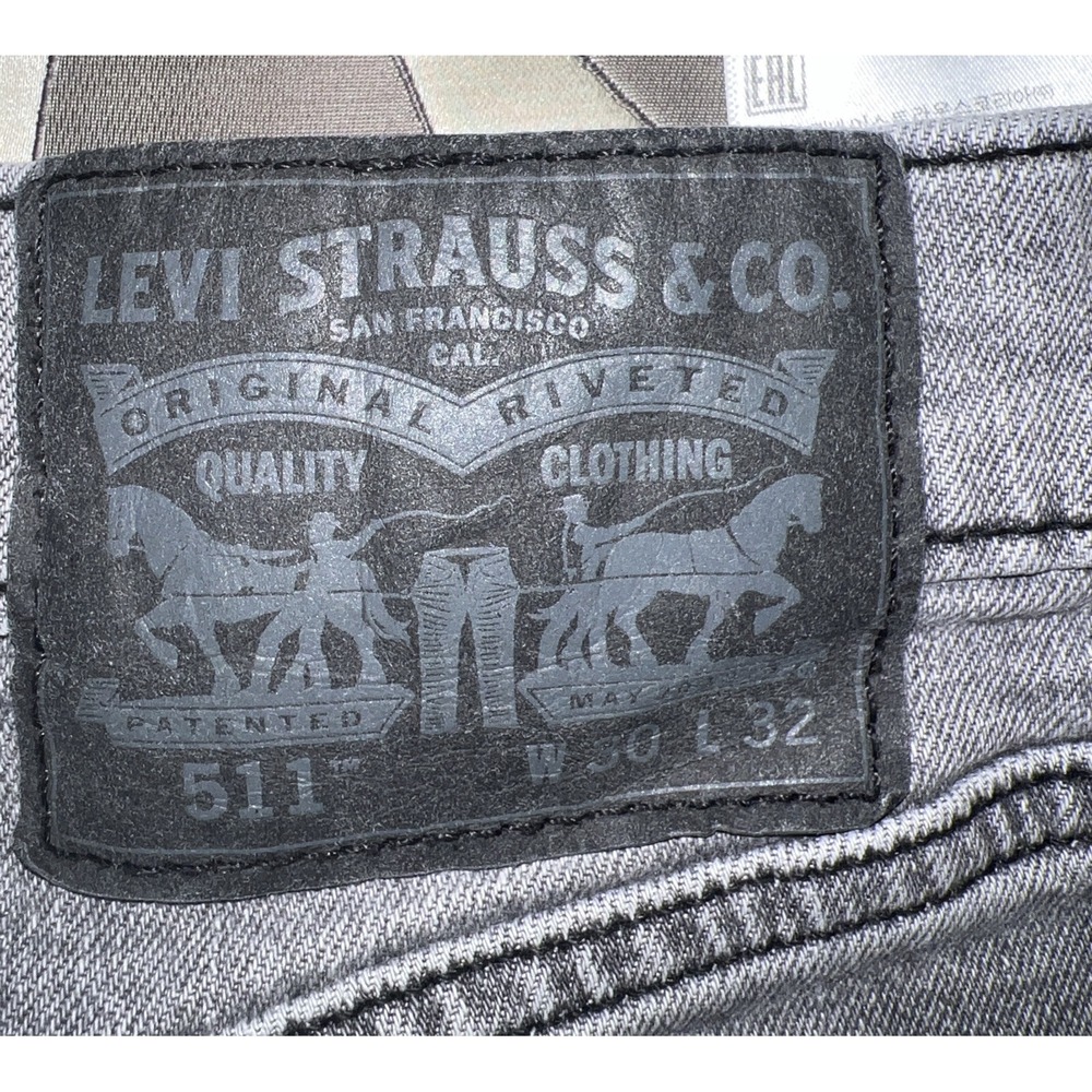 Levi jeans men's 511 30 X 32
